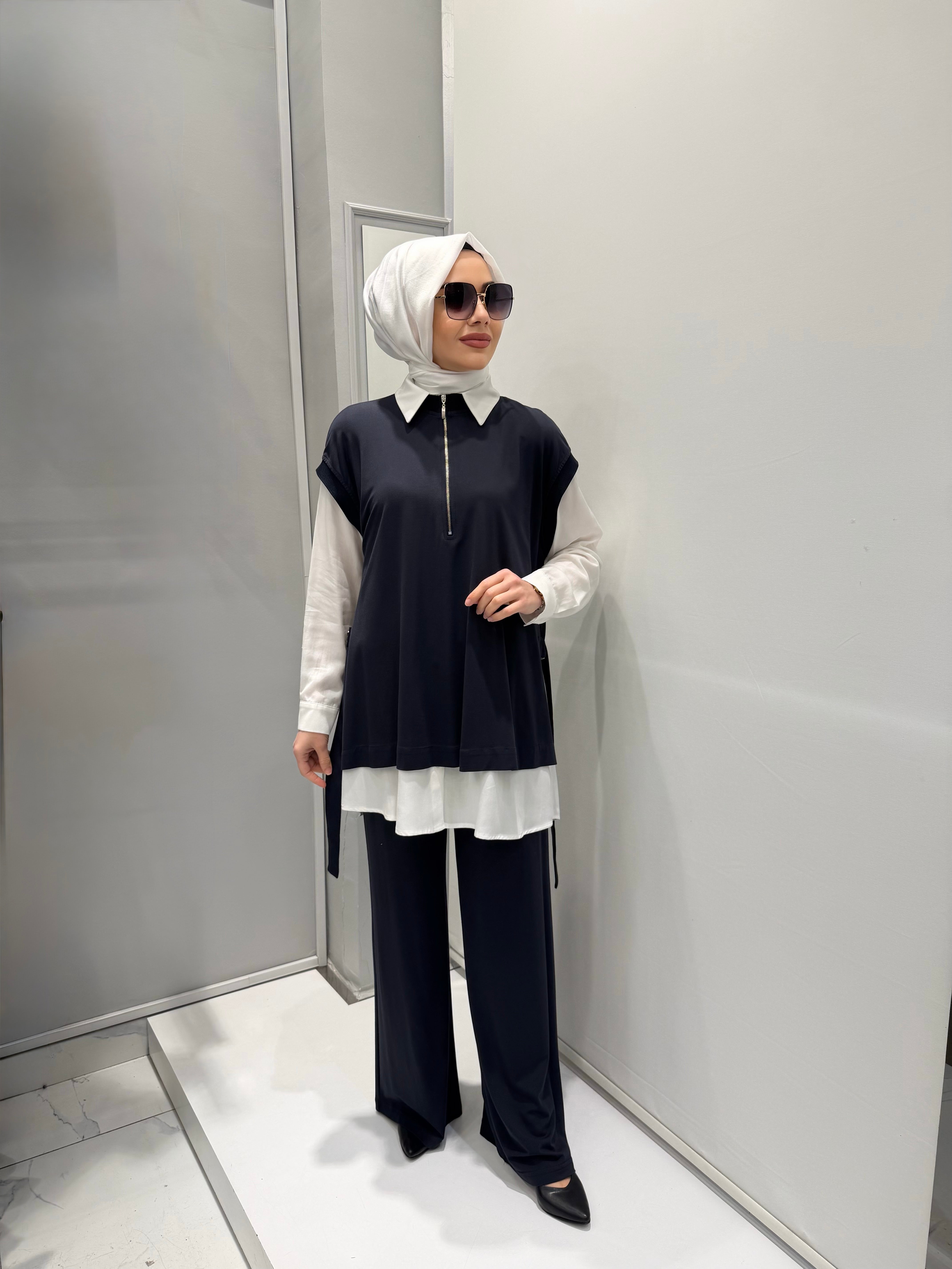 Nurcan Çetin Pantolonlu Takım Lacivert