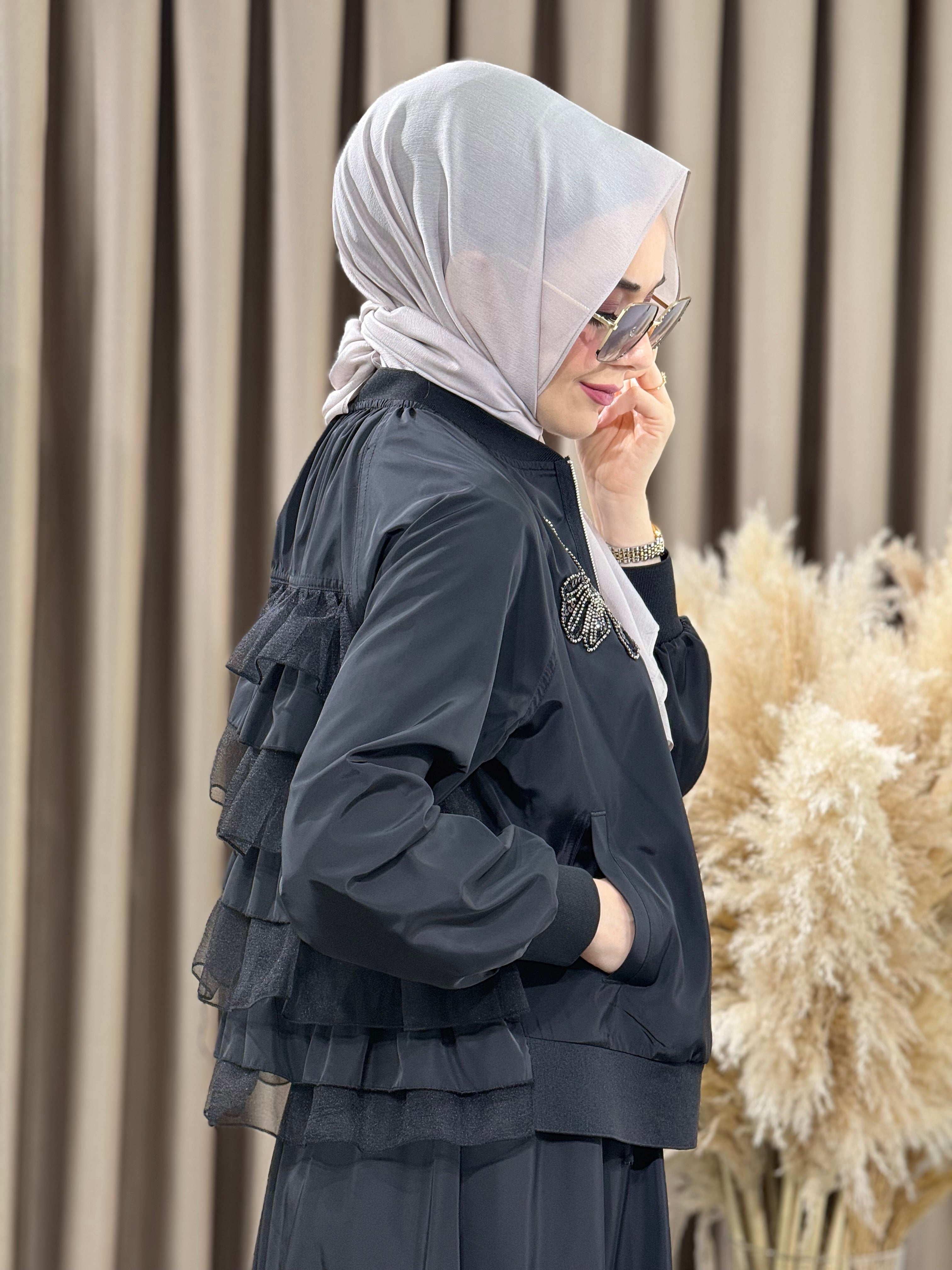 Nurcan Çetin Yakası boncuk işlemeli Etekli Takım