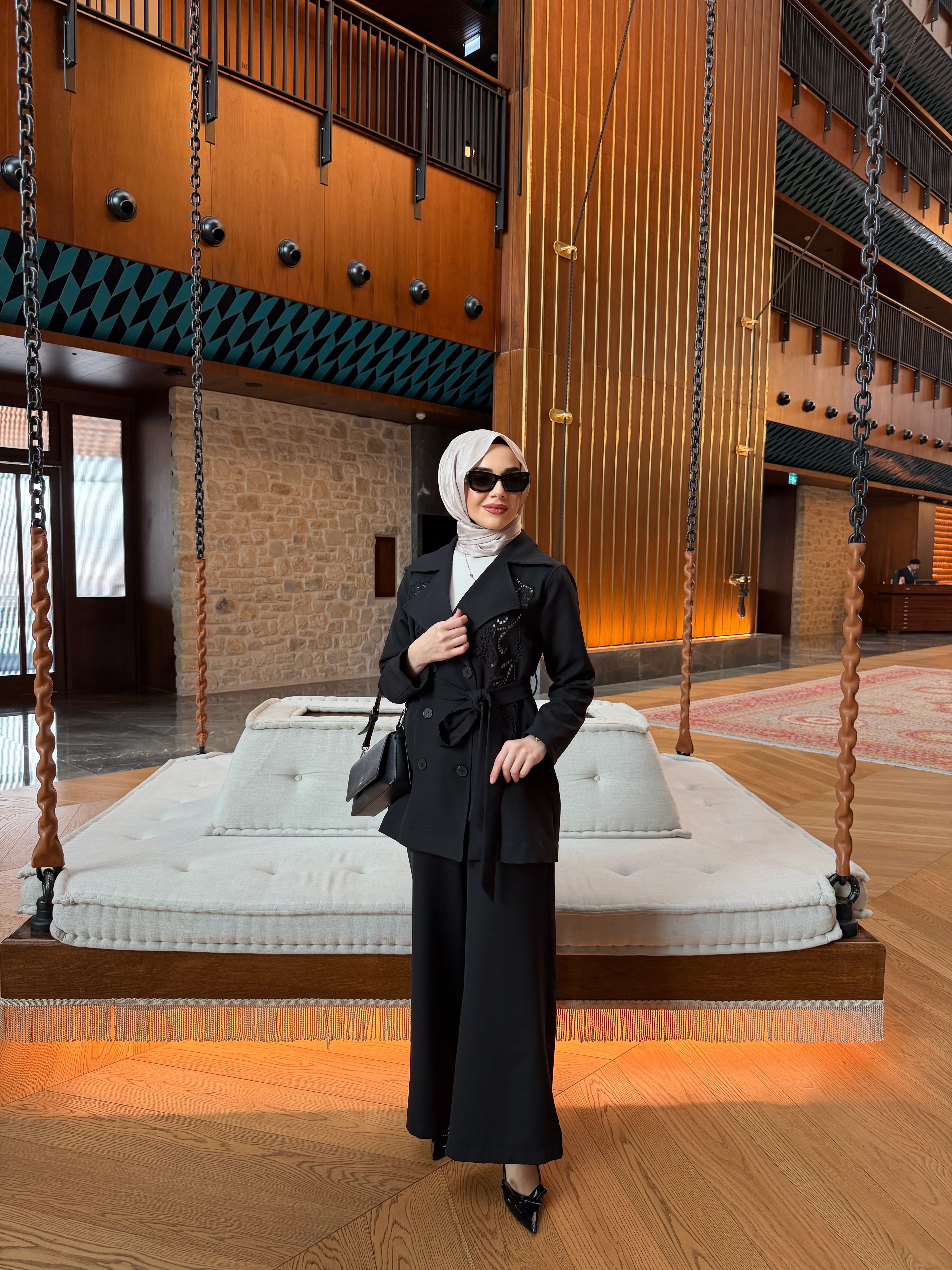 Nurcan Çetin Delik işi takım