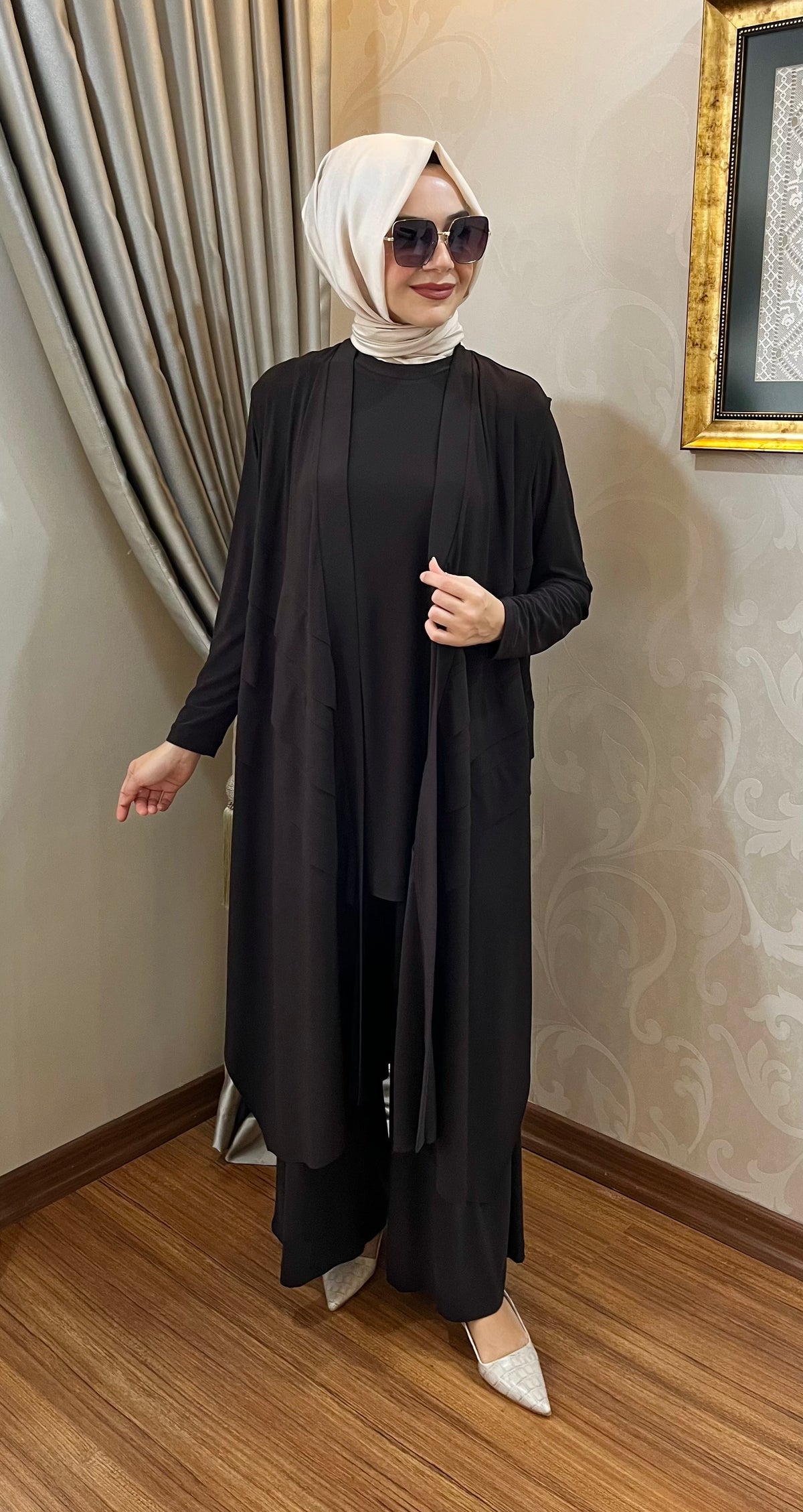 Nurcan Çetin Yelekli Takım
