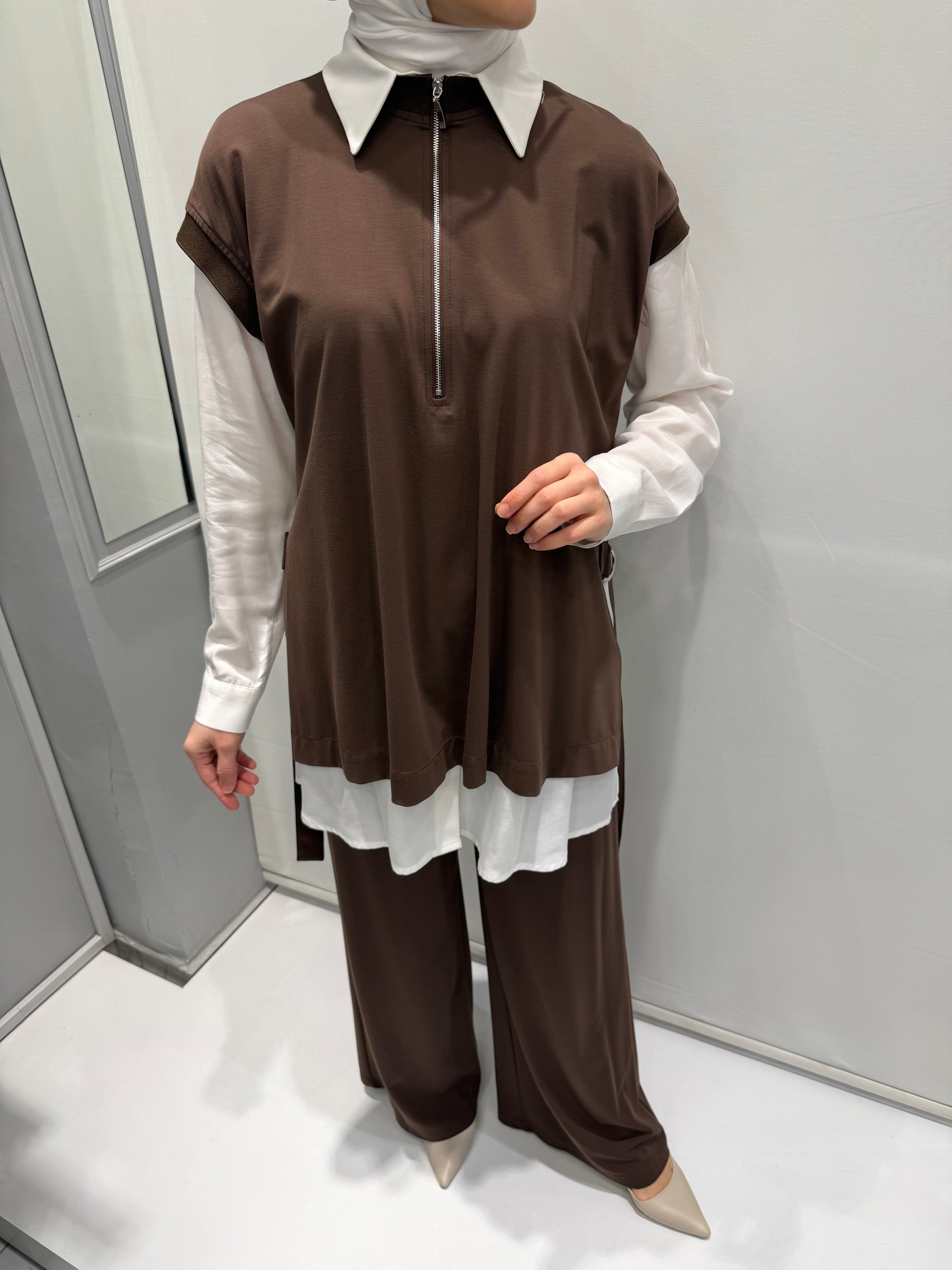 Nurcan Çetin Pantolonlu Takım Kahve