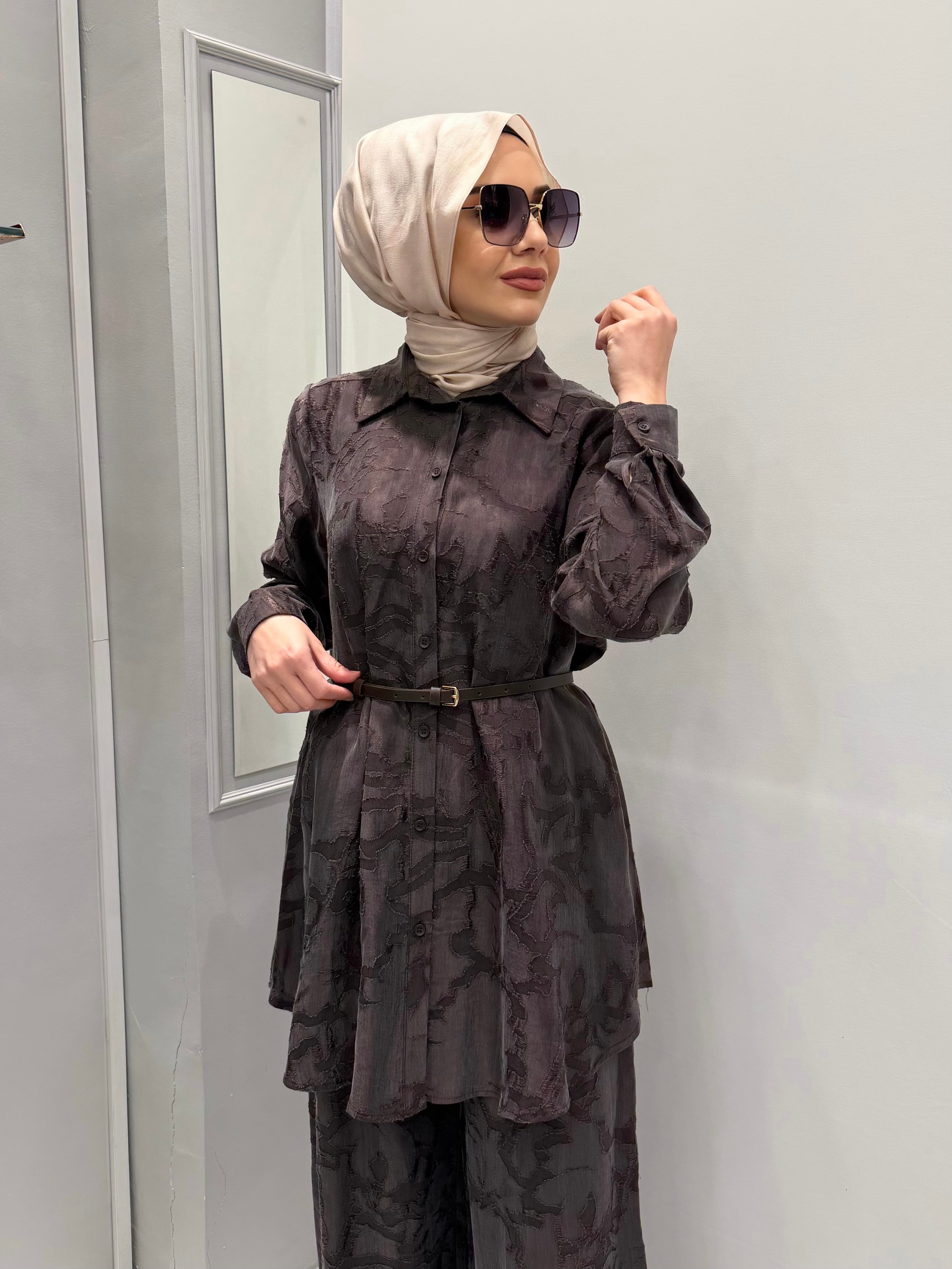 Nurcan Çetin Pantolonlu Takım Kahve