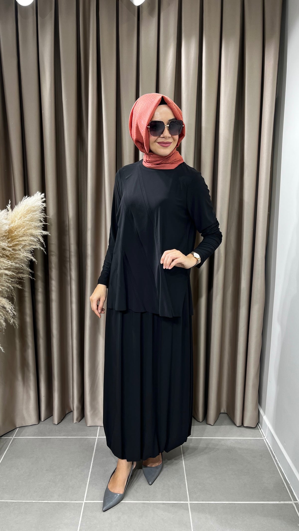 Nurcan Çetin Çapraz Kat Kat Desenli Tunik Etek Takım