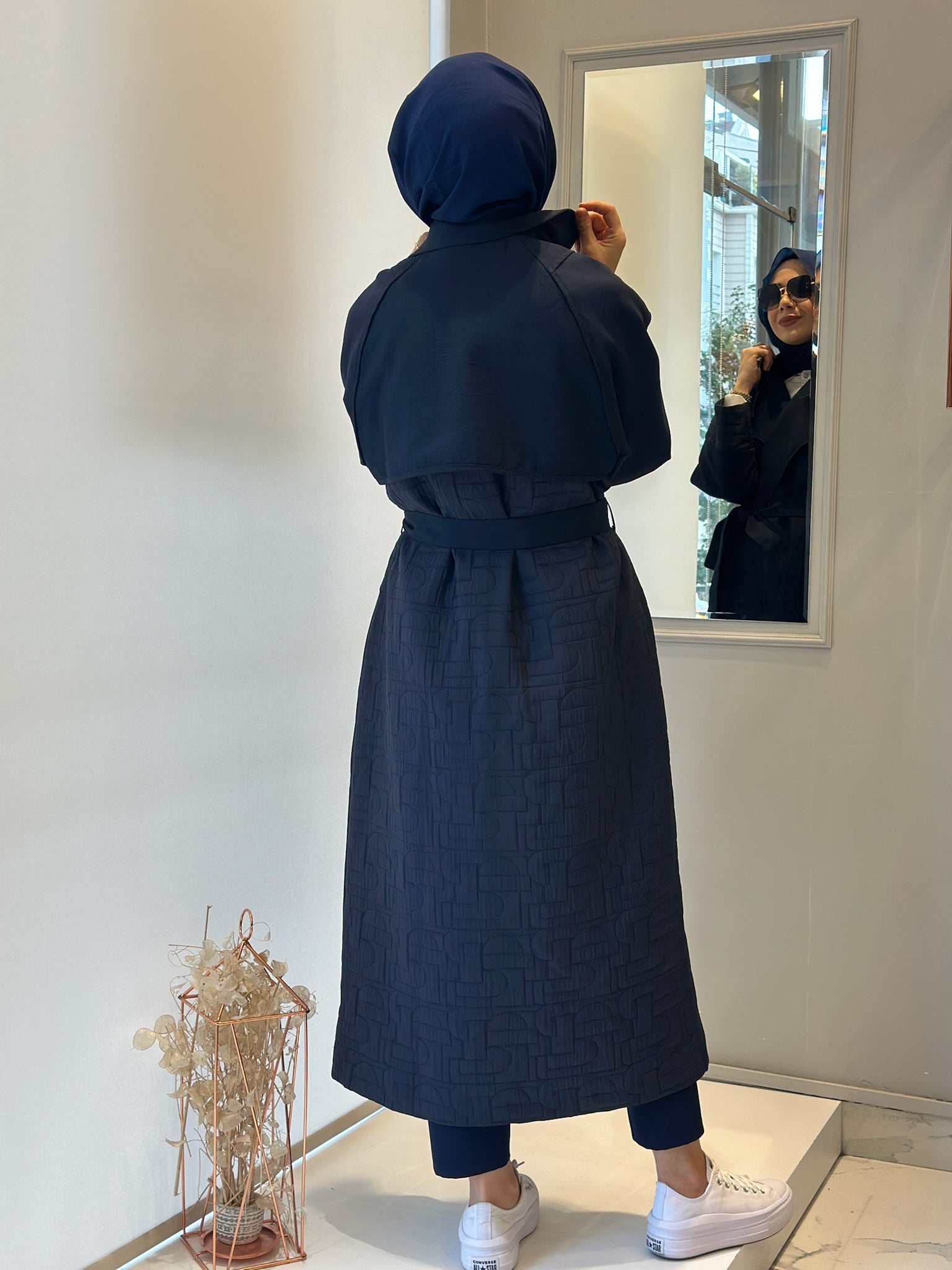 Ceremony Kapitone Detaylı French