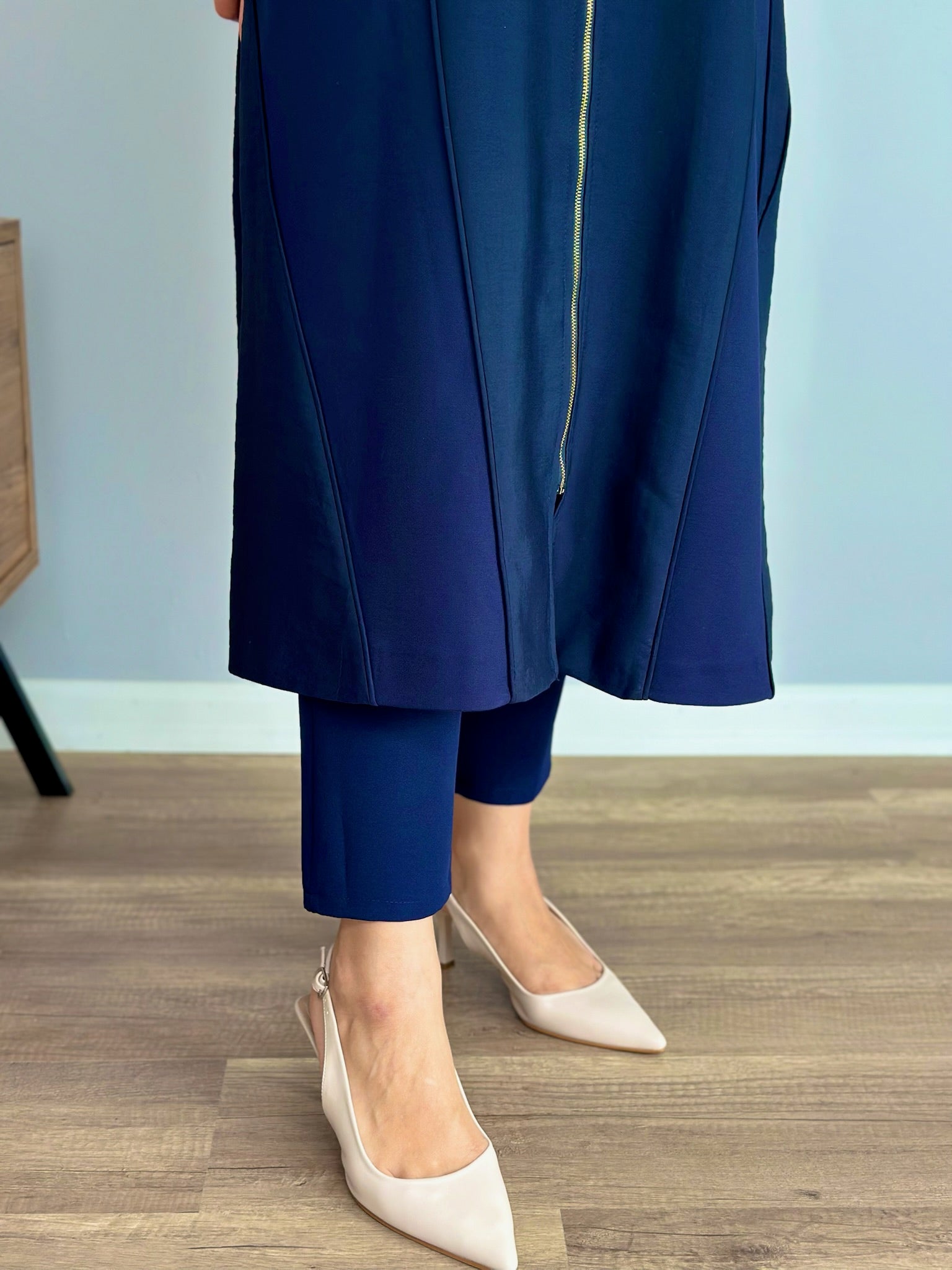 Ceremony Lacivert Kap