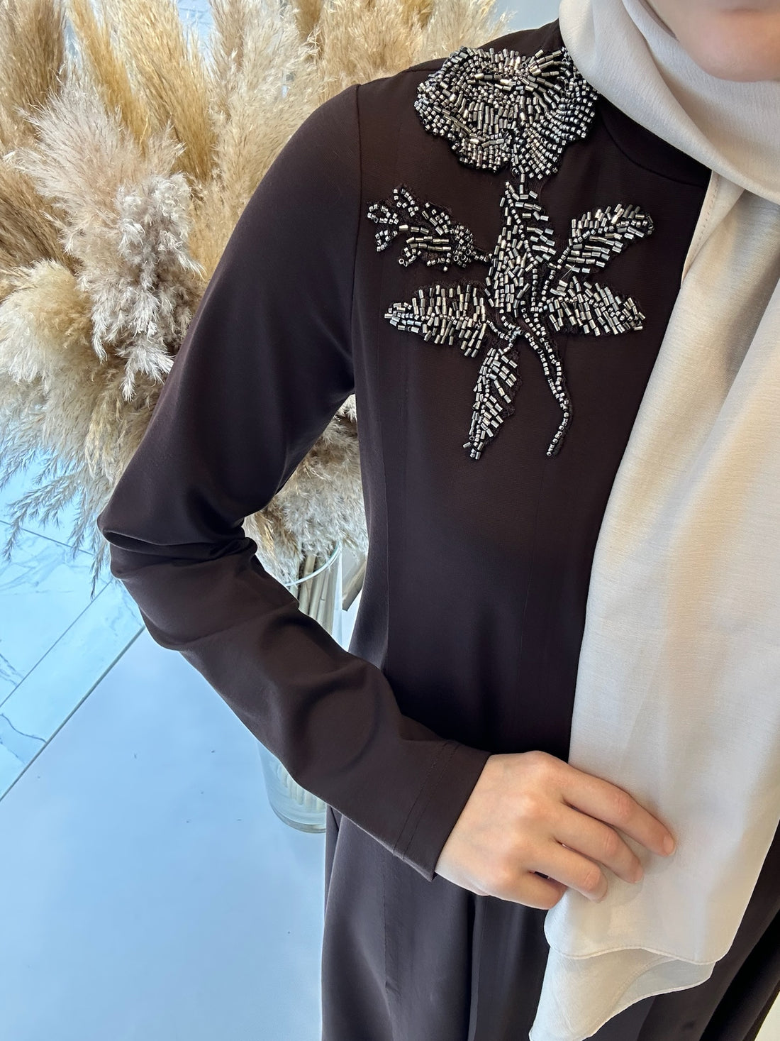 Nurcan Çetin Yakası İşlemeli Elbise