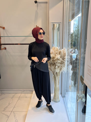 Nurcan Çetin Fermuar Detaylı Şalvarlı Takım