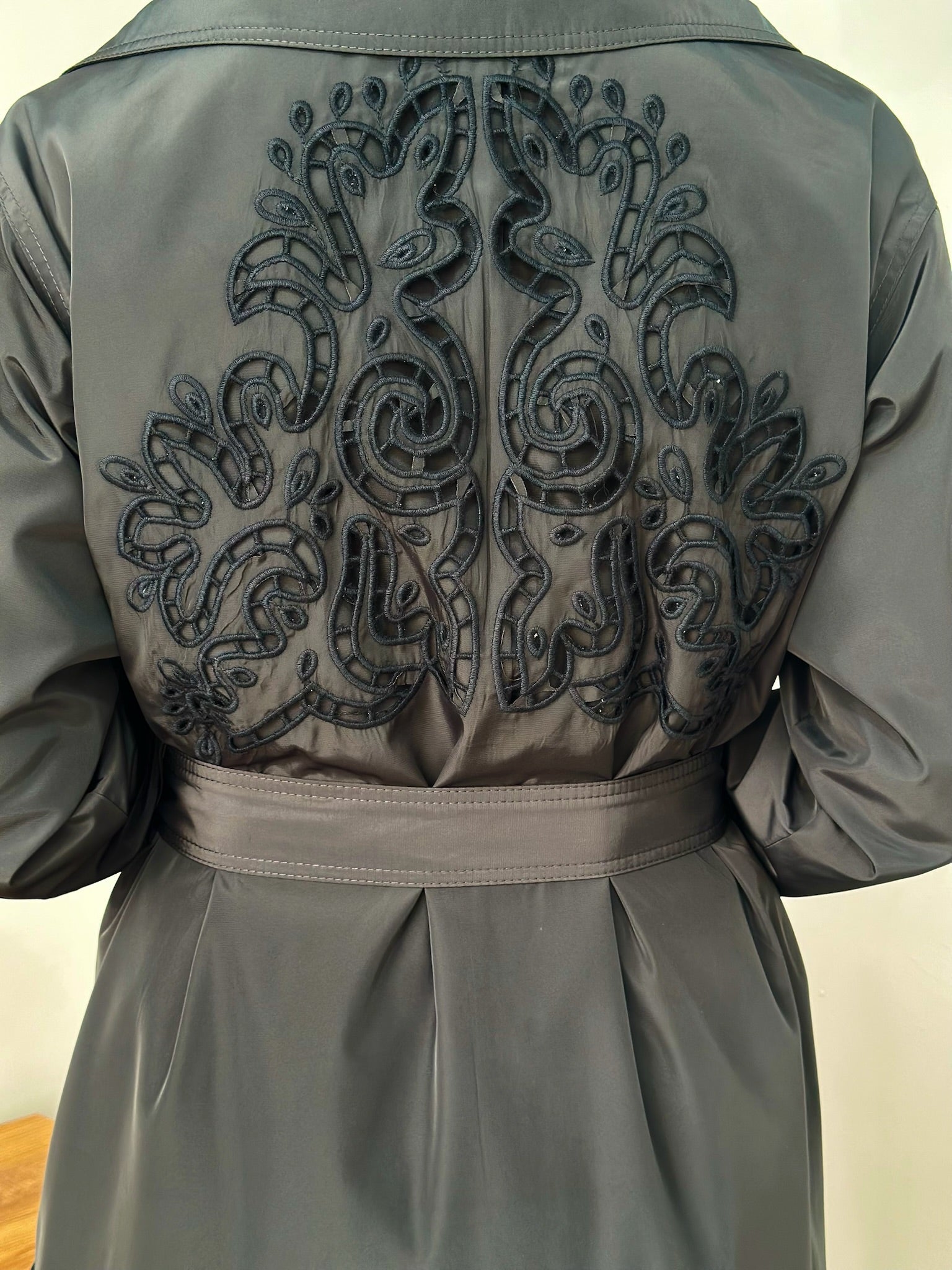 Nurcan Çetin Gri Trenckot