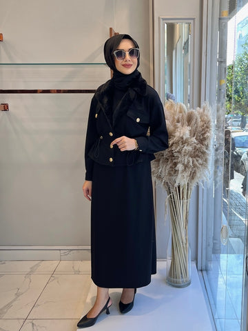 Kürk Yaka Detaylı Takım