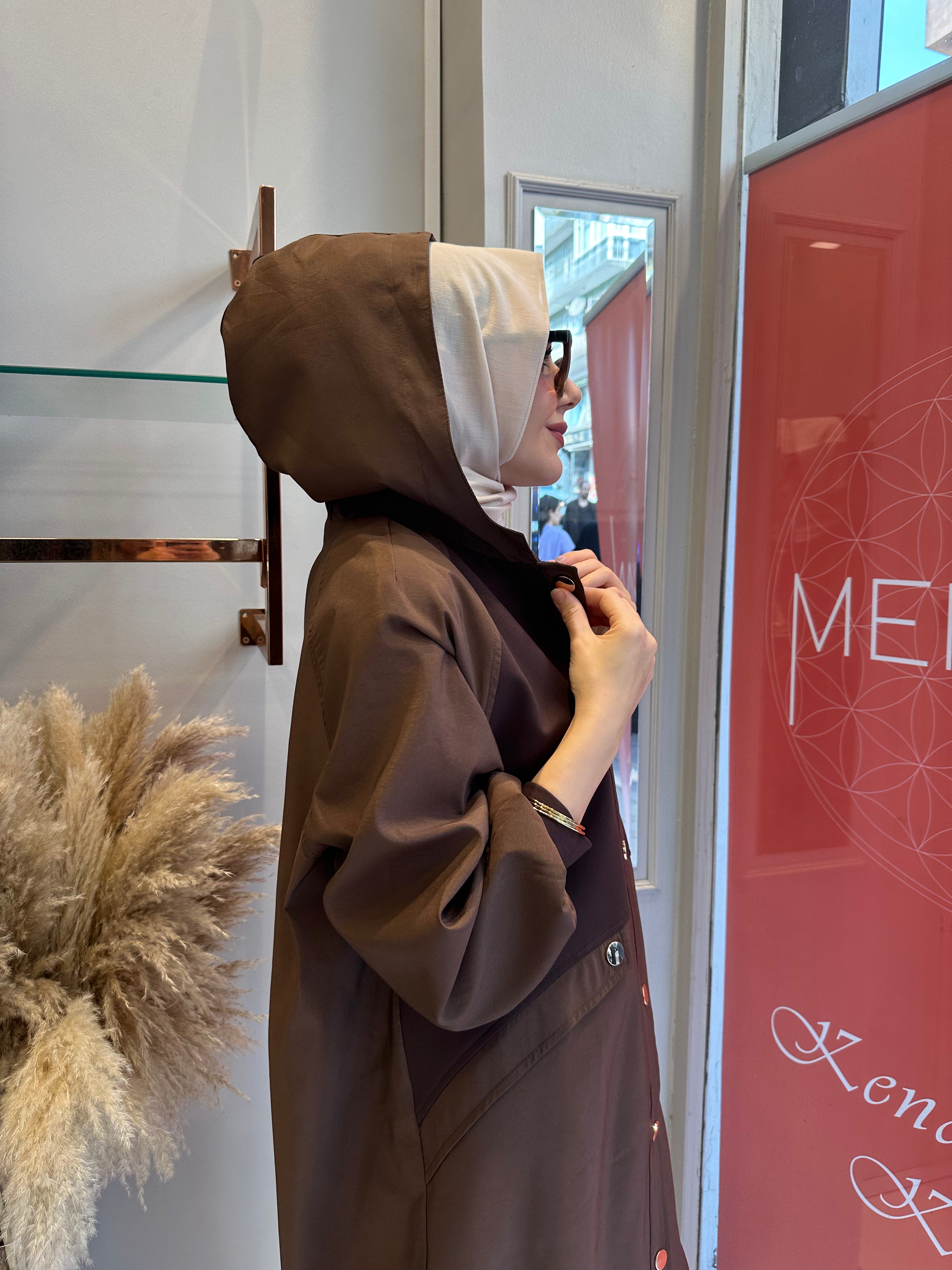 Ceremony Kısa Düğmeli Kap