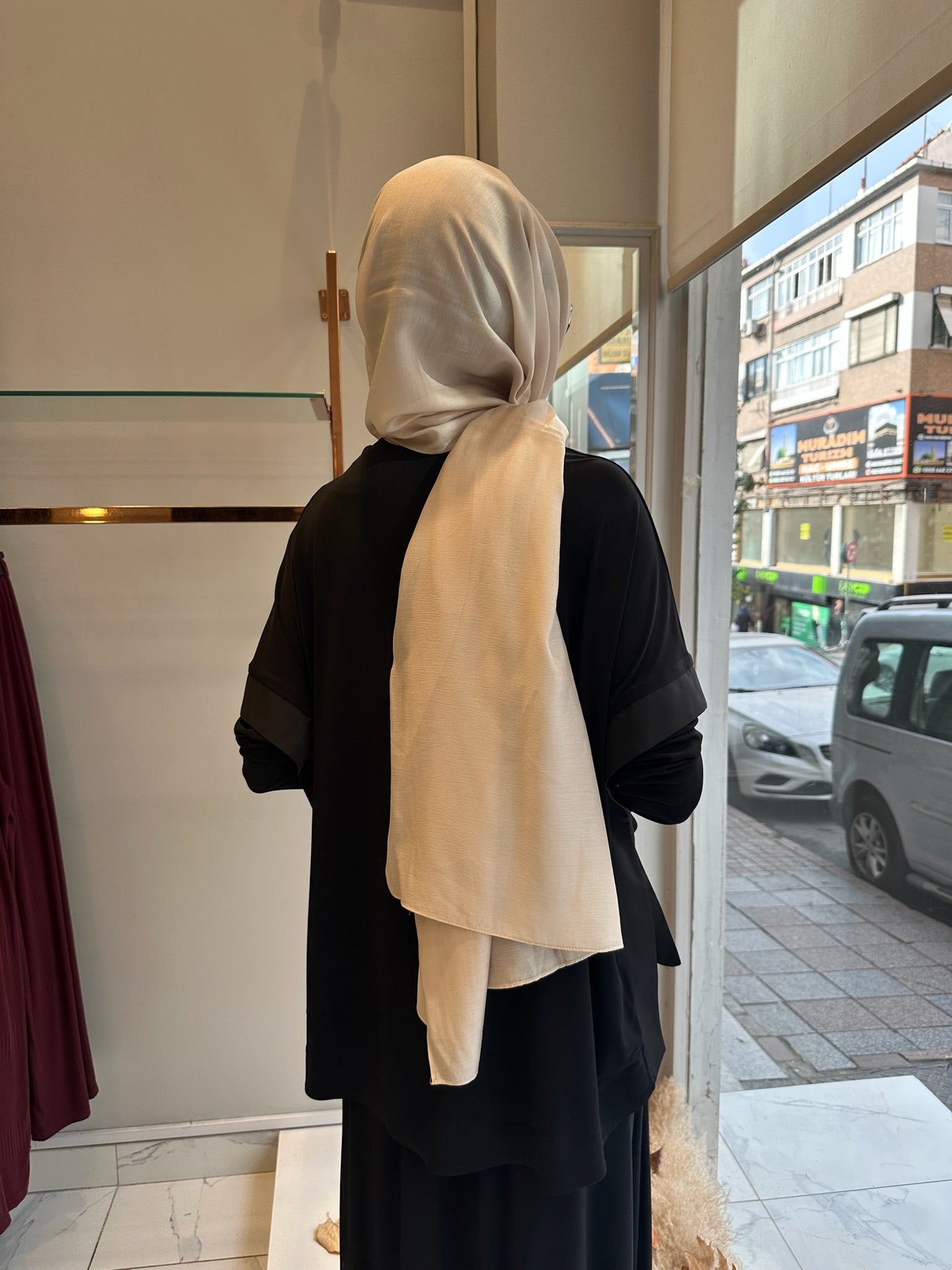 Nurcan Çetin Etekli Takım