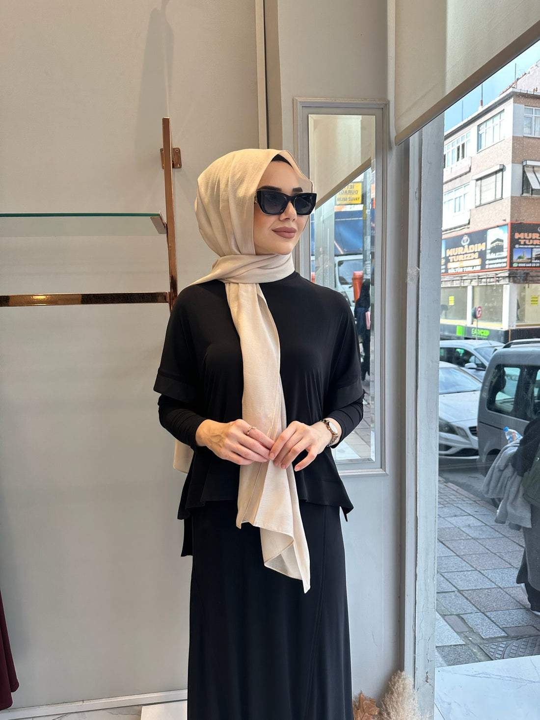 Nurcan Çetin Etekli Takım