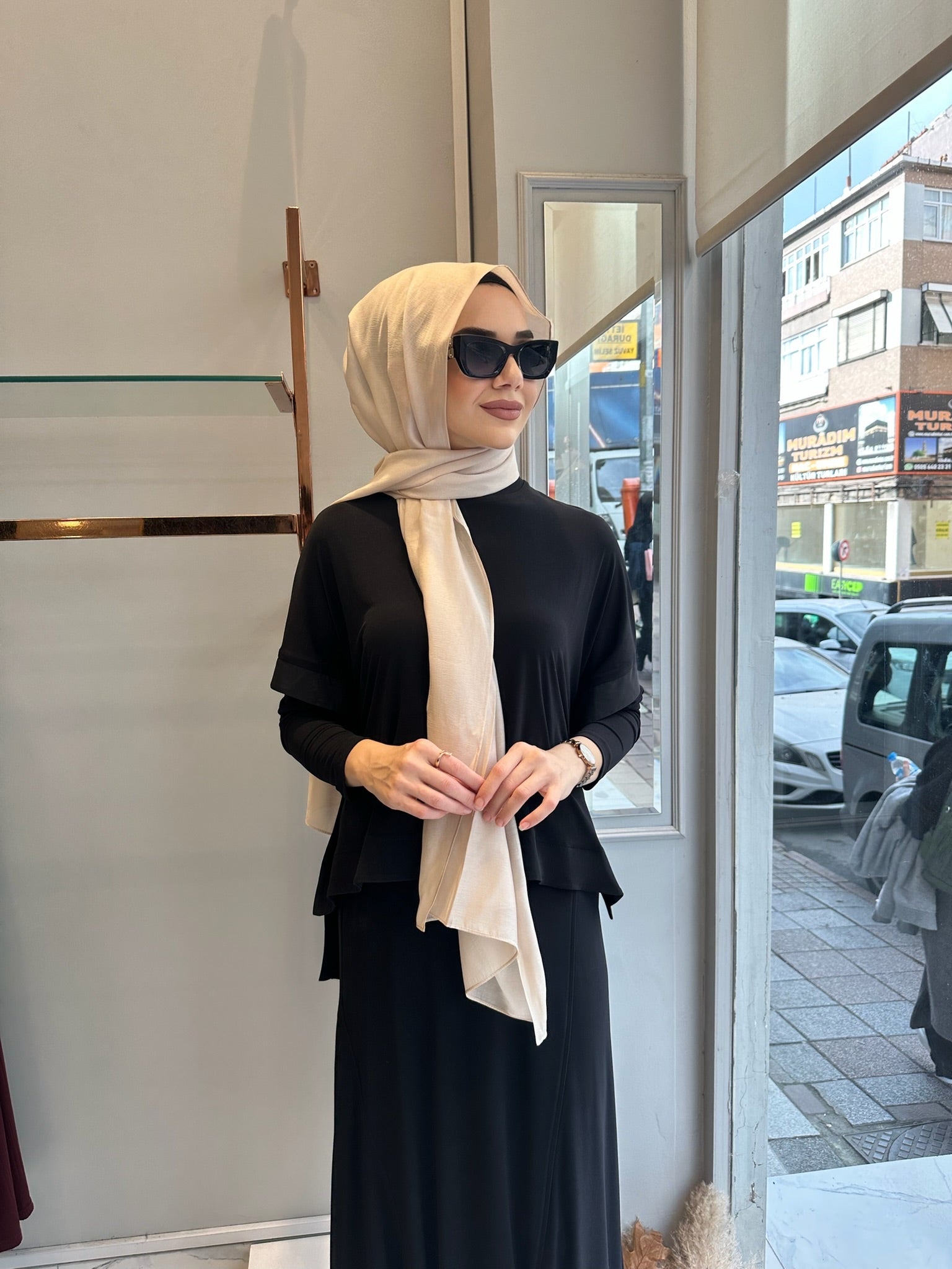 Nurcan Çetin Etekli Takım