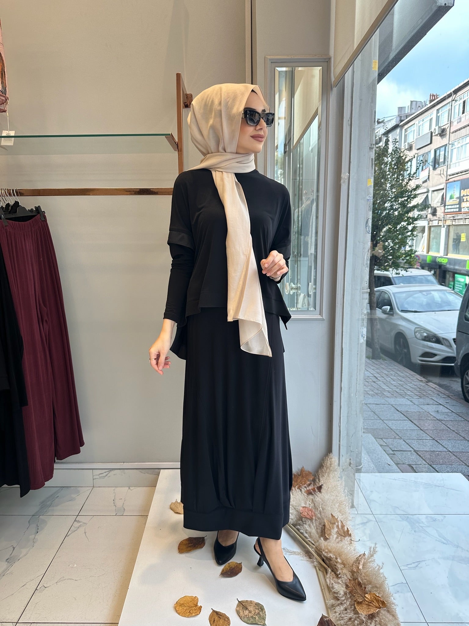 Nurcan Çetin Etekli Takım