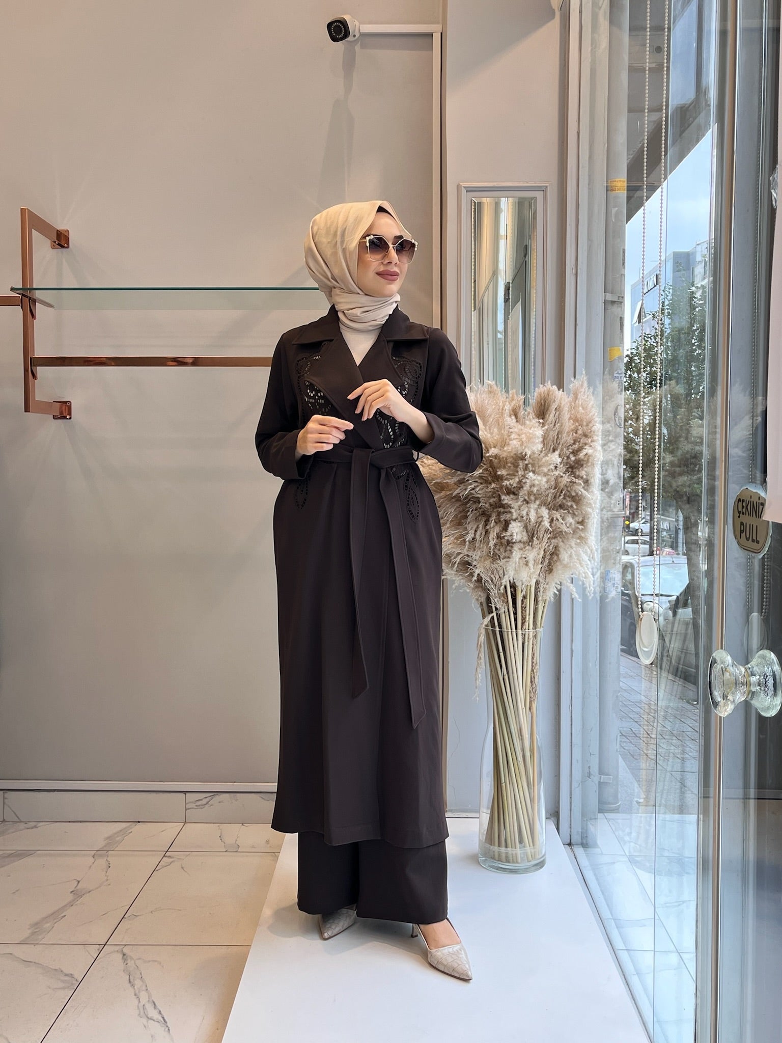 Nurcan Çetin Delik İşi Uzun Ceket