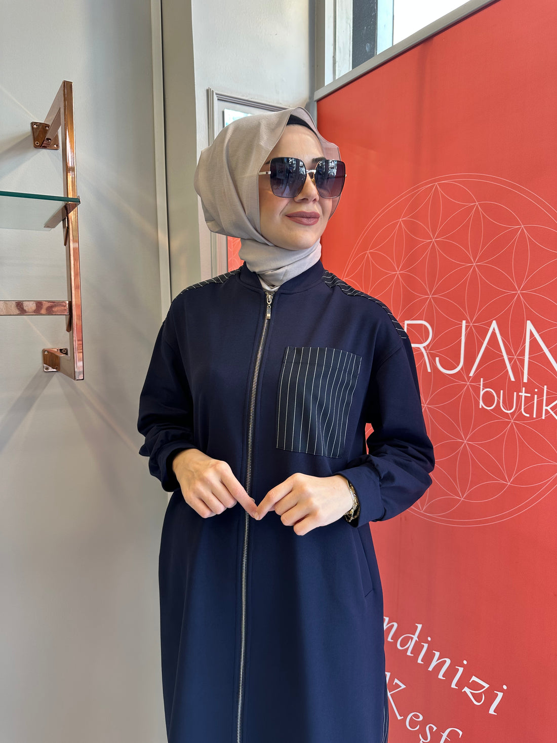 Nurcan Çetin Çizgili Kap Lacivert