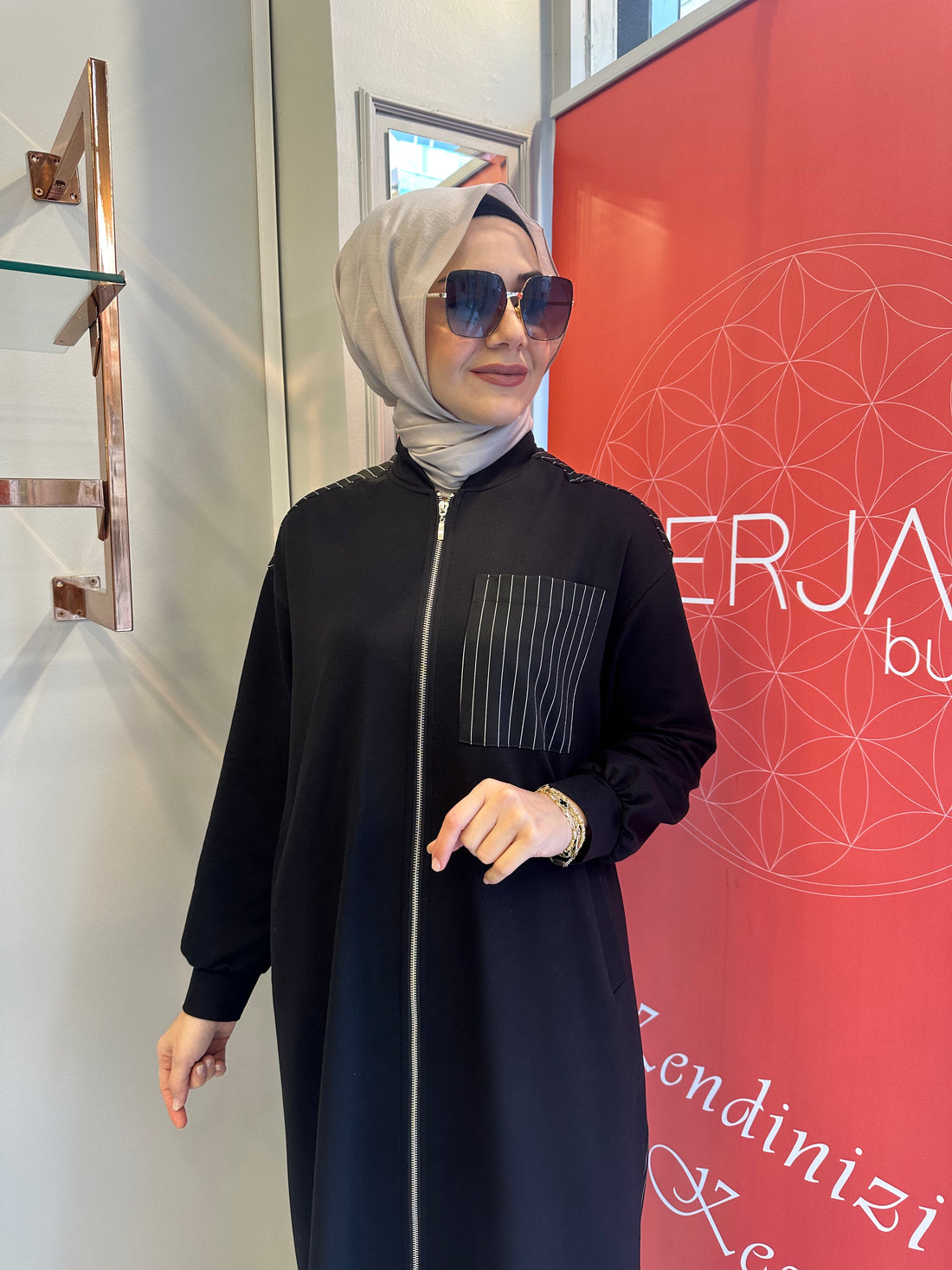 Nurcan Çetin Çizgili Kap Siyah