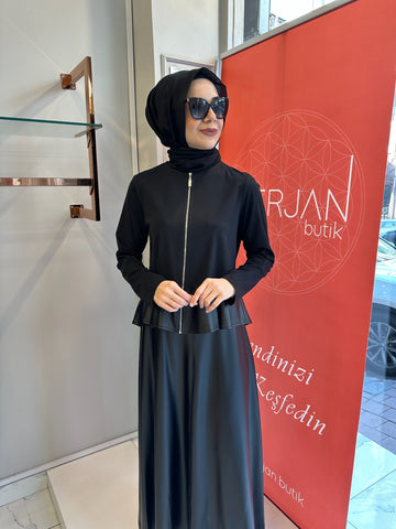 Deri Görünümlü Etekli Takım