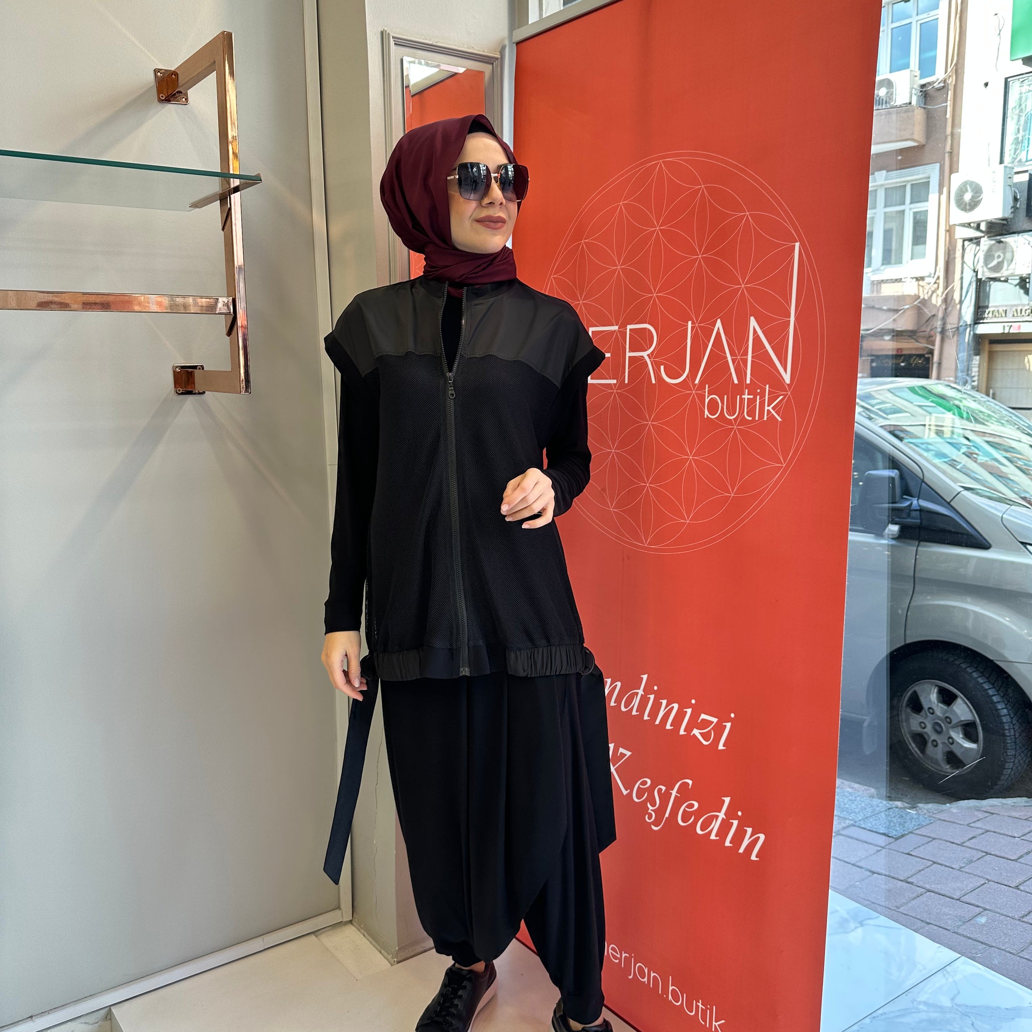 Nurcan Çetin Şalvarlı Fileli Takım