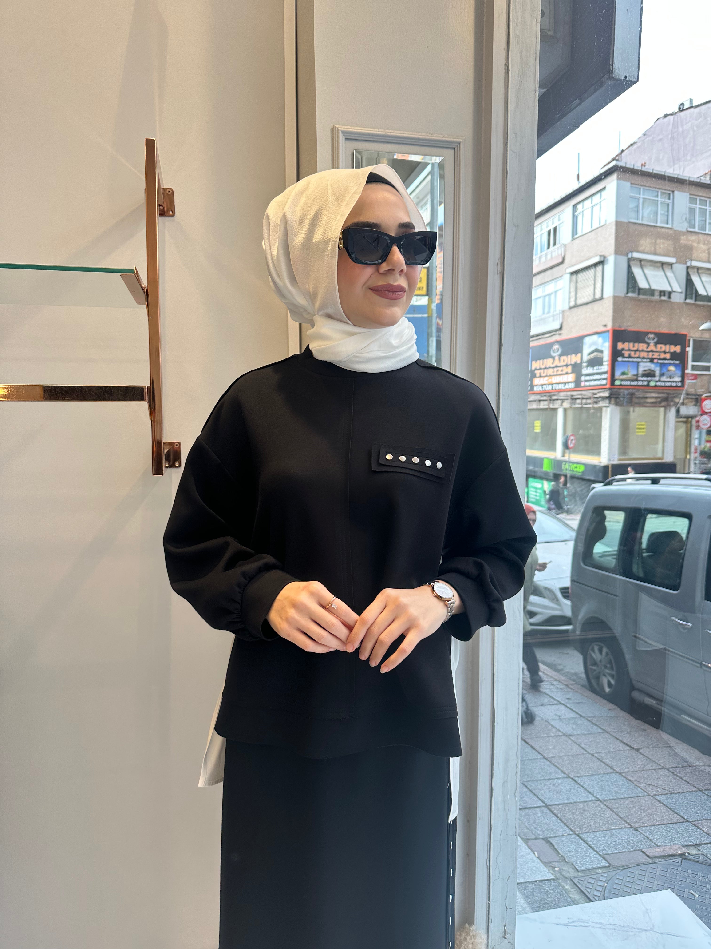 Nurcan Çetin Etekli Takım