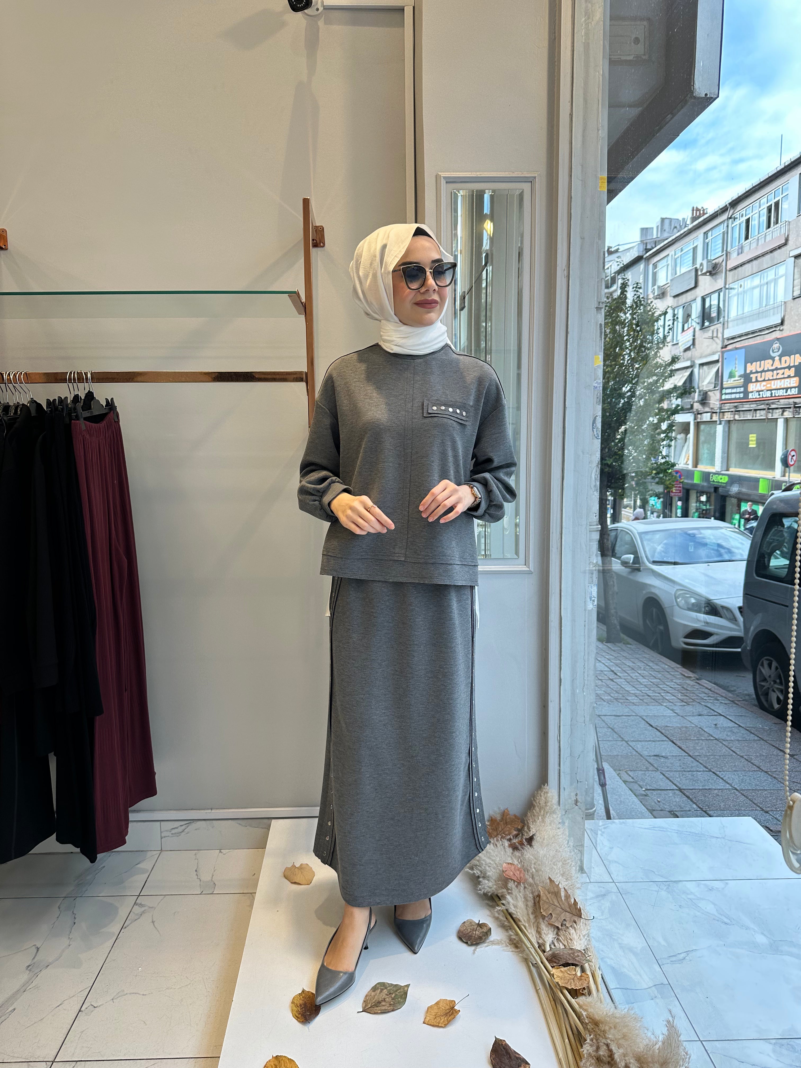 Nurcan Çetin Etekli Takım