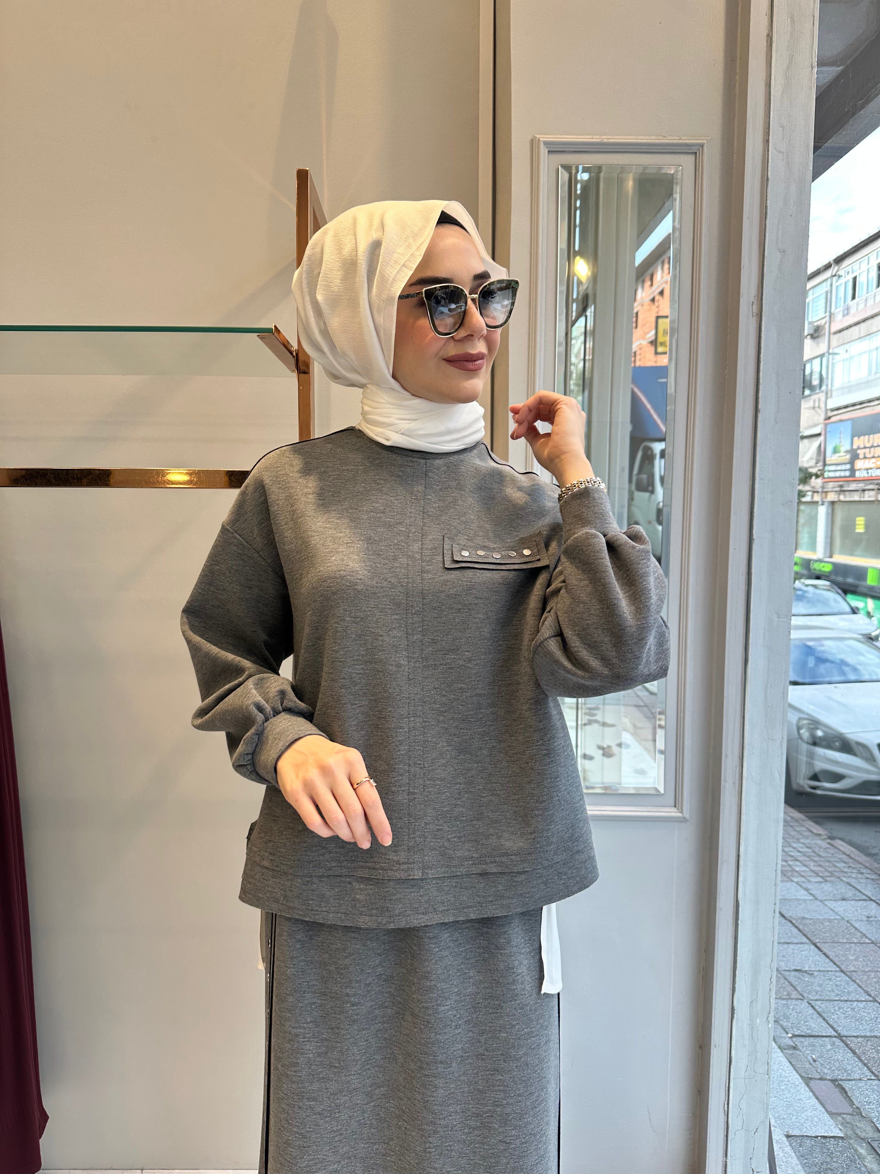 Nurcan Çetin Etekli Takım