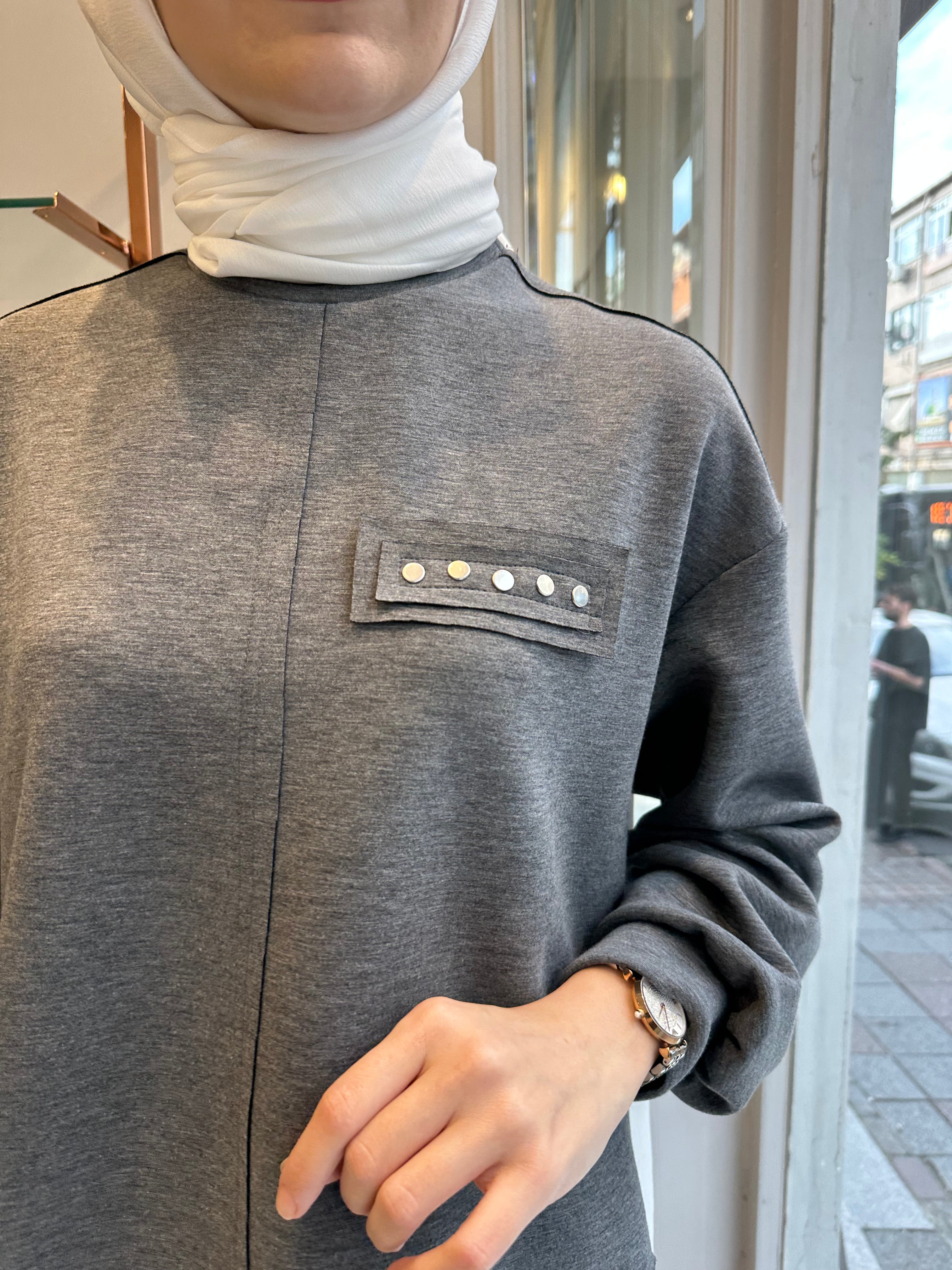 Nurcan Çetin Etekli Takım