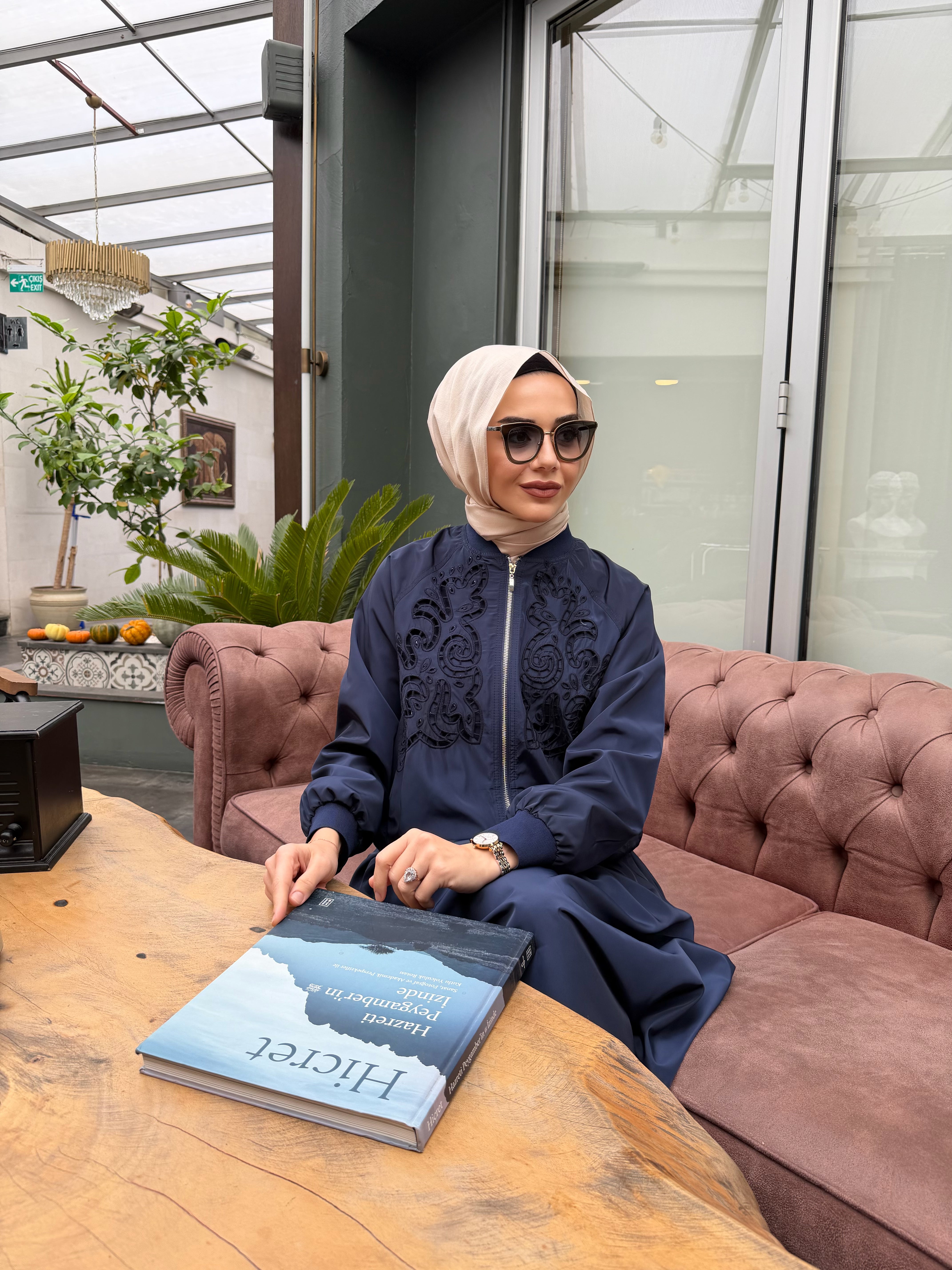 Lacivert Etekli Takım